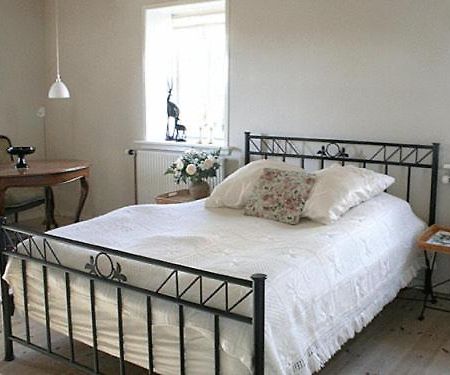 Teglgaarden Bed & Breakfast Vindeby  Zimmer foto